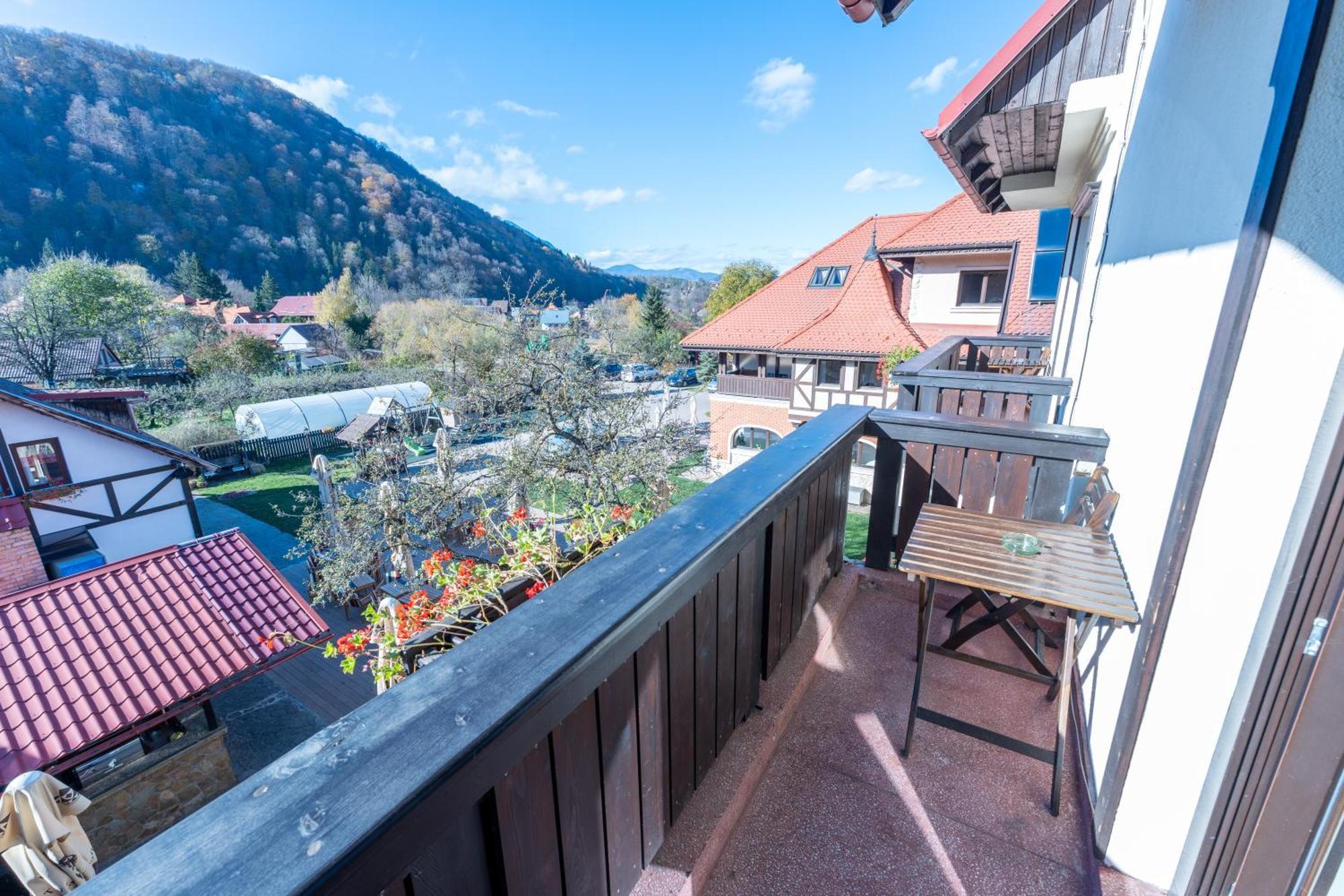 Casa Din Bran - Cuisine Maison d'hôtes 3*